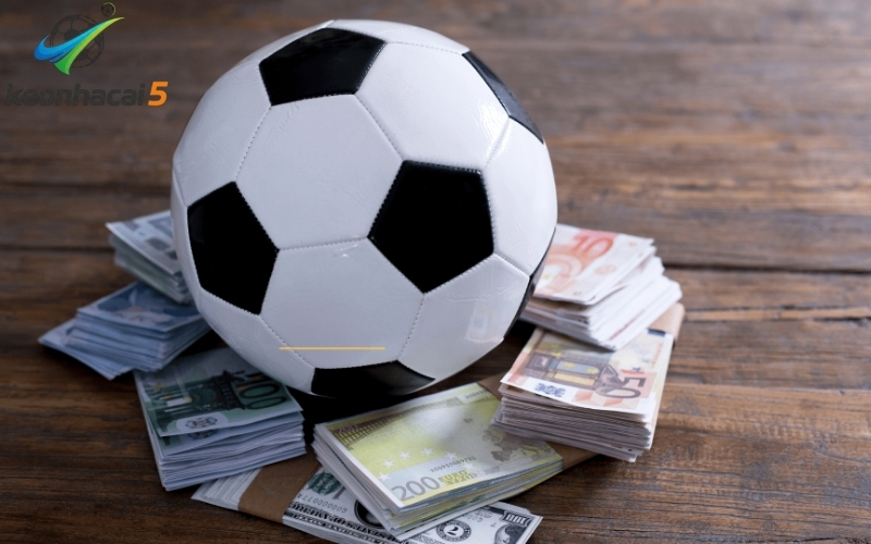 Đánh giá các đội giữa bảng xếp hạng