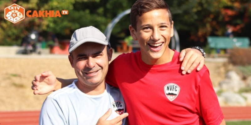 Aiden Bejaoui sinh năm 2009 tại Vancouver, Canada