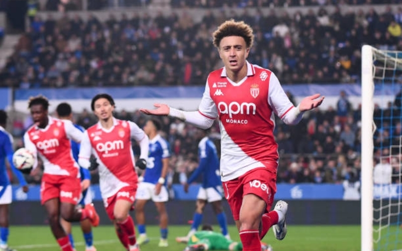 Chiến thuật hoàn hảo của Adi Hütter